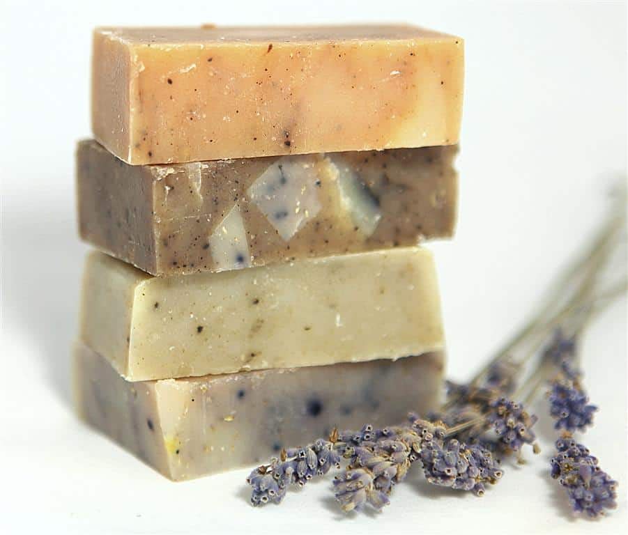How to use scraps to make and enhance bars of homemade soap